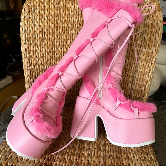 New Demonia x Dolls Kill Pure Vigilance Platform Boots - Picture 7 of 10